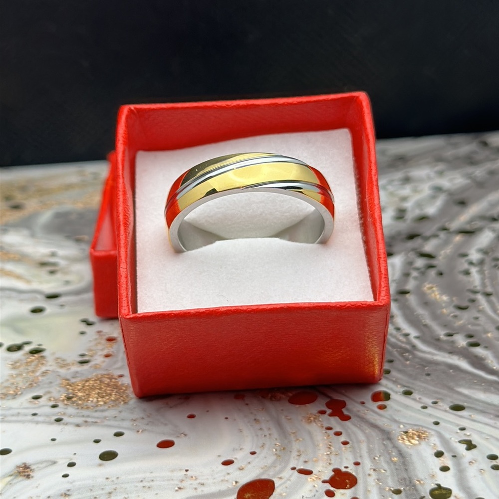 6mm Gold & Silver Ring, Men’s or Women’s, Unisex